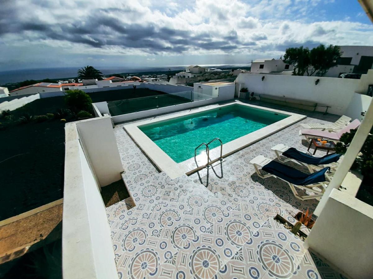 Villa Nirvana - Casa Marosenia Guime Exterior photo